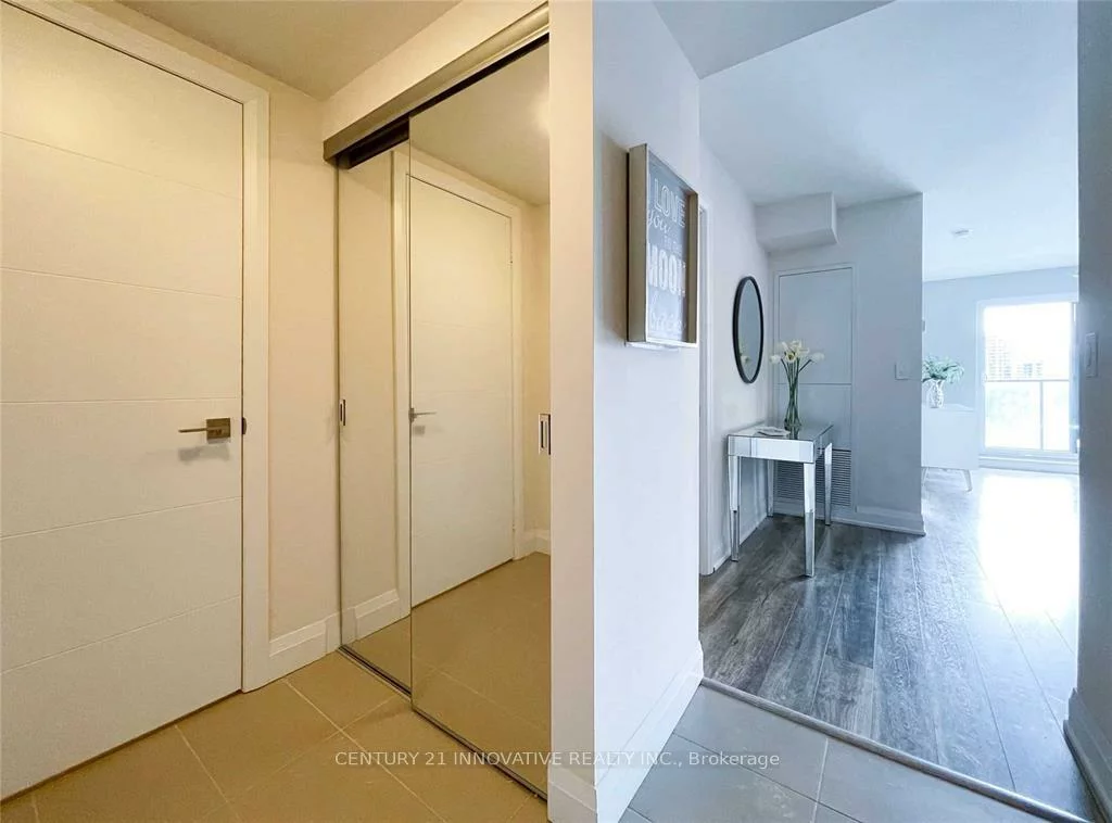 18, Uptown, Unionville, Markham