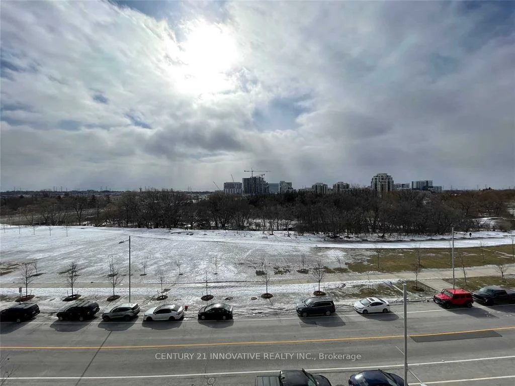 18, Uptown, Unionville, Markham