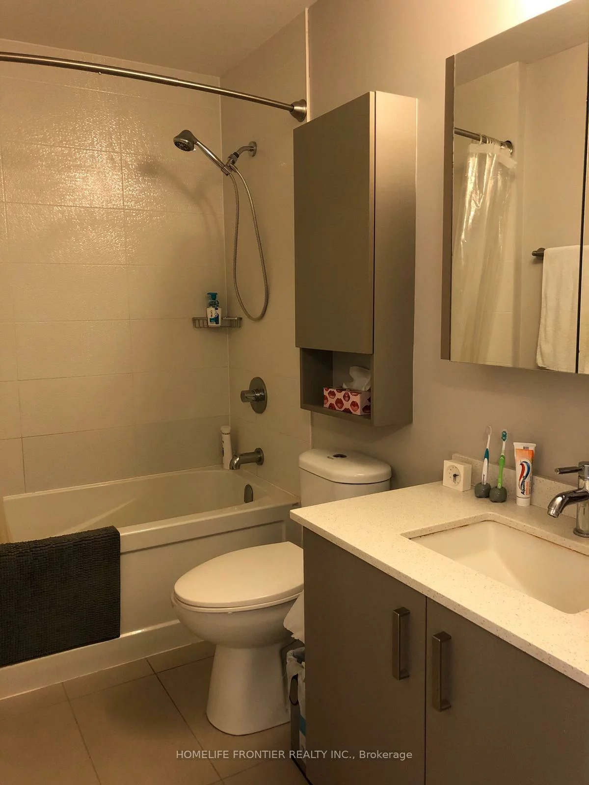 28, Uptown, Unionville, Markham