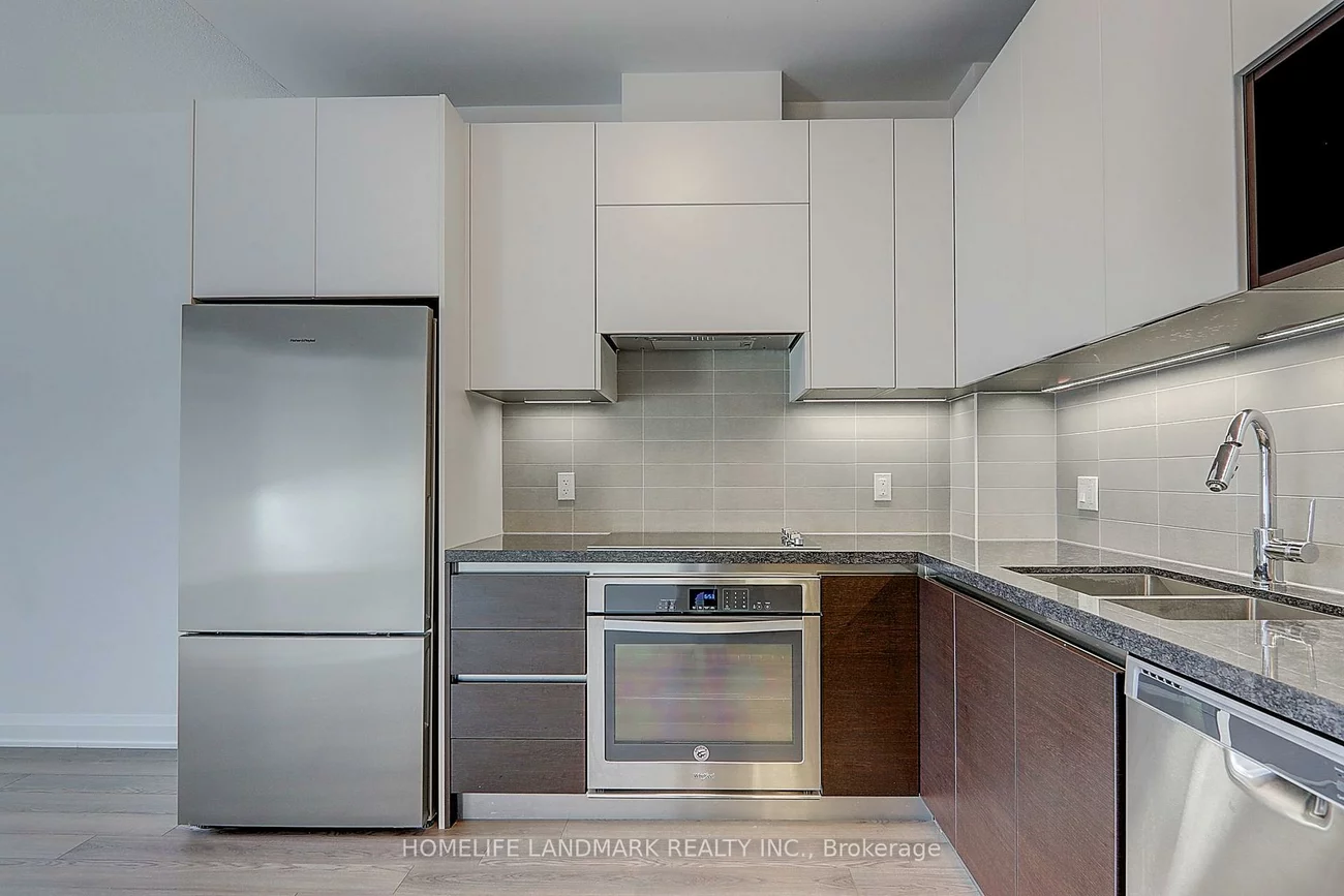 25, Water Walk, Unionville, Markham