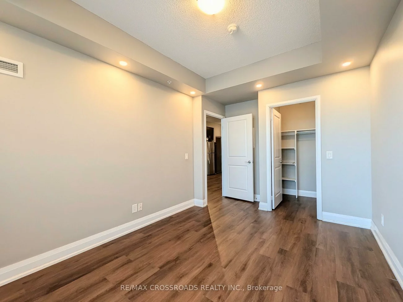 9582, Markham, Wismer, Markham