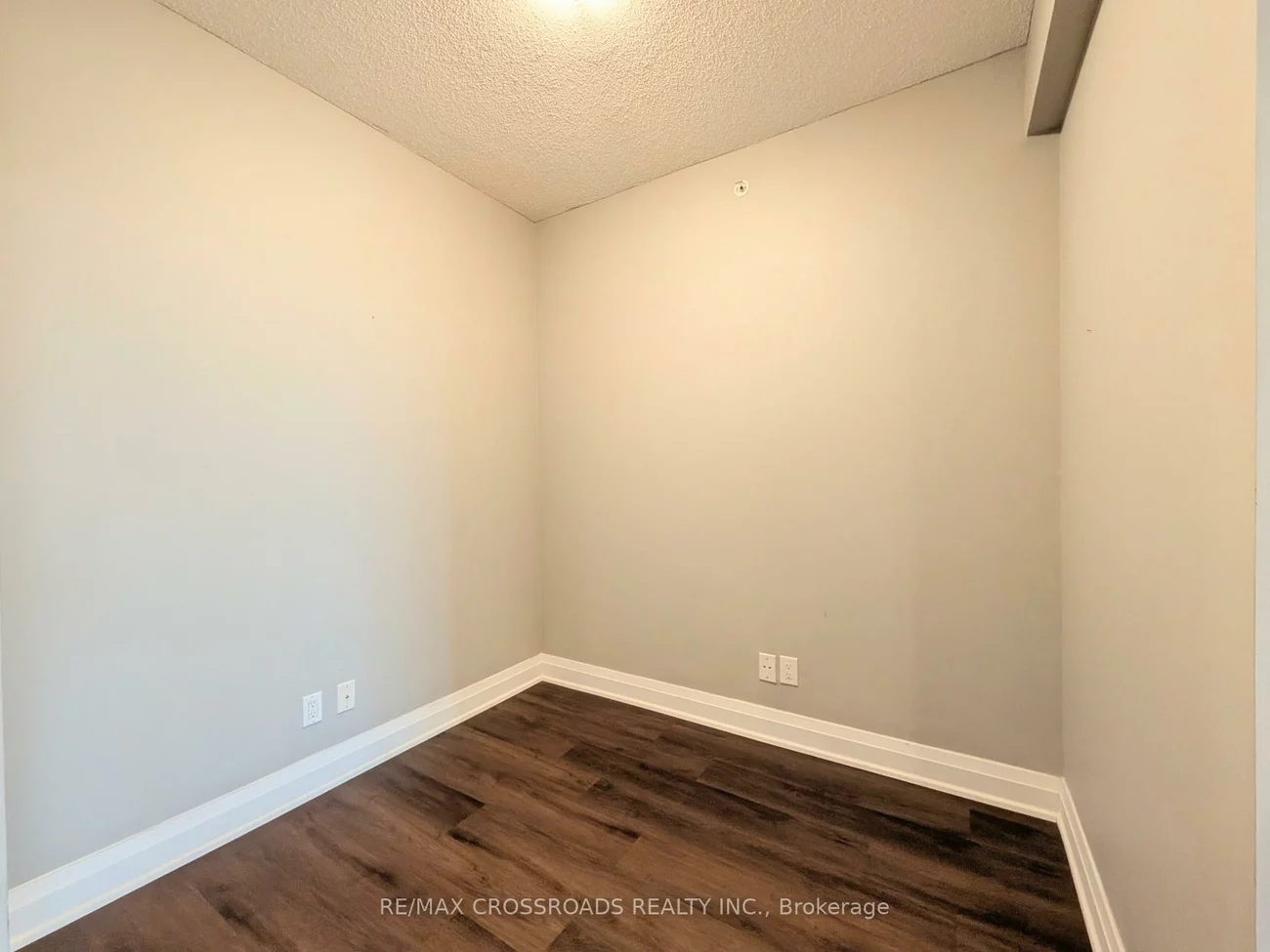 9582, Markham, Wismer, Markham