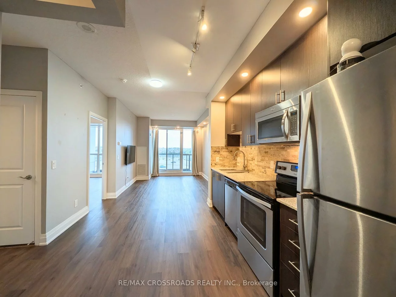 9582, Markham, Wismer, Markham