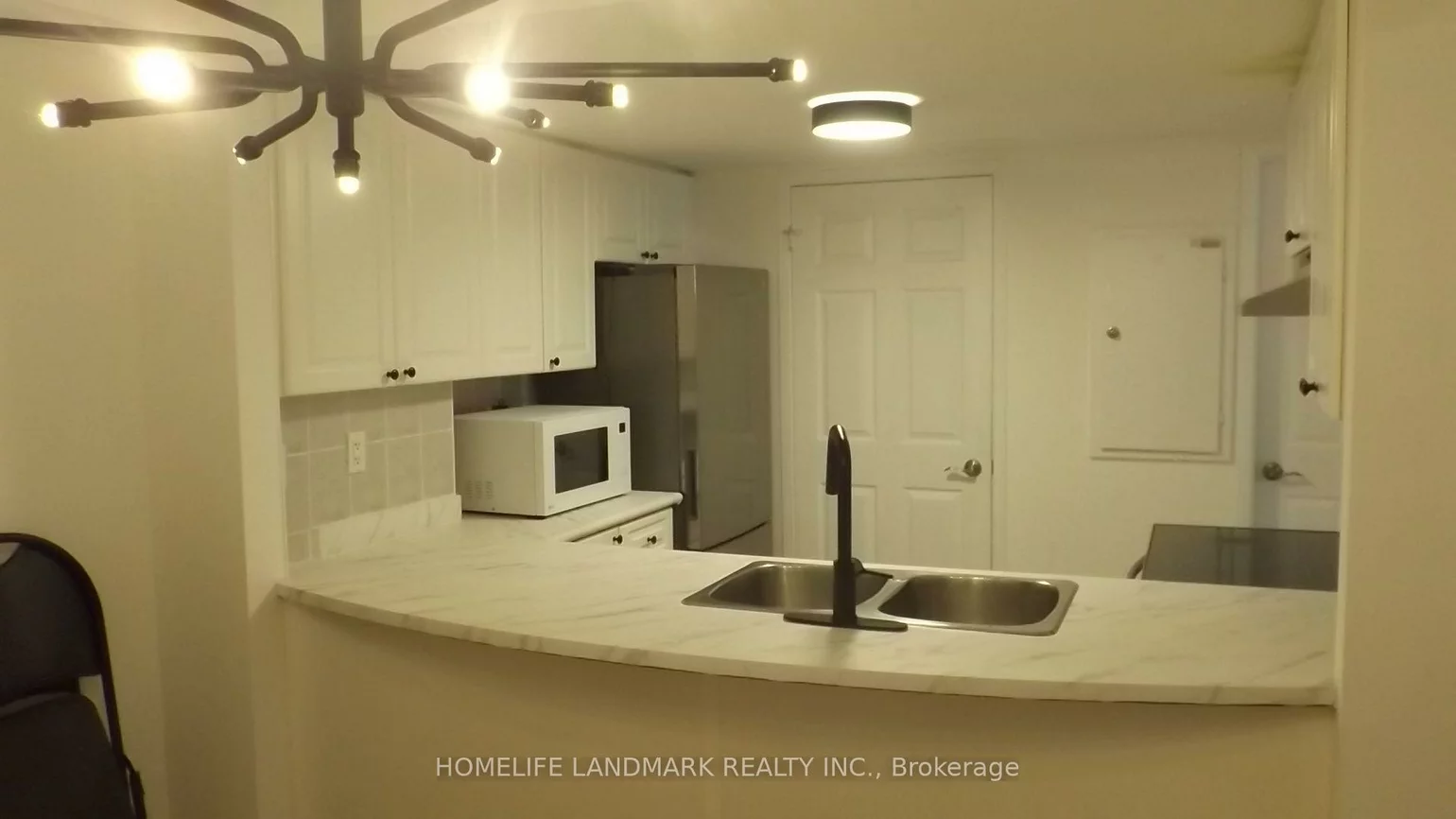 306, John, Aileen-Willowbrook, Markham