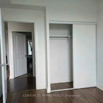 7161, Yonge, Grandview, Markham