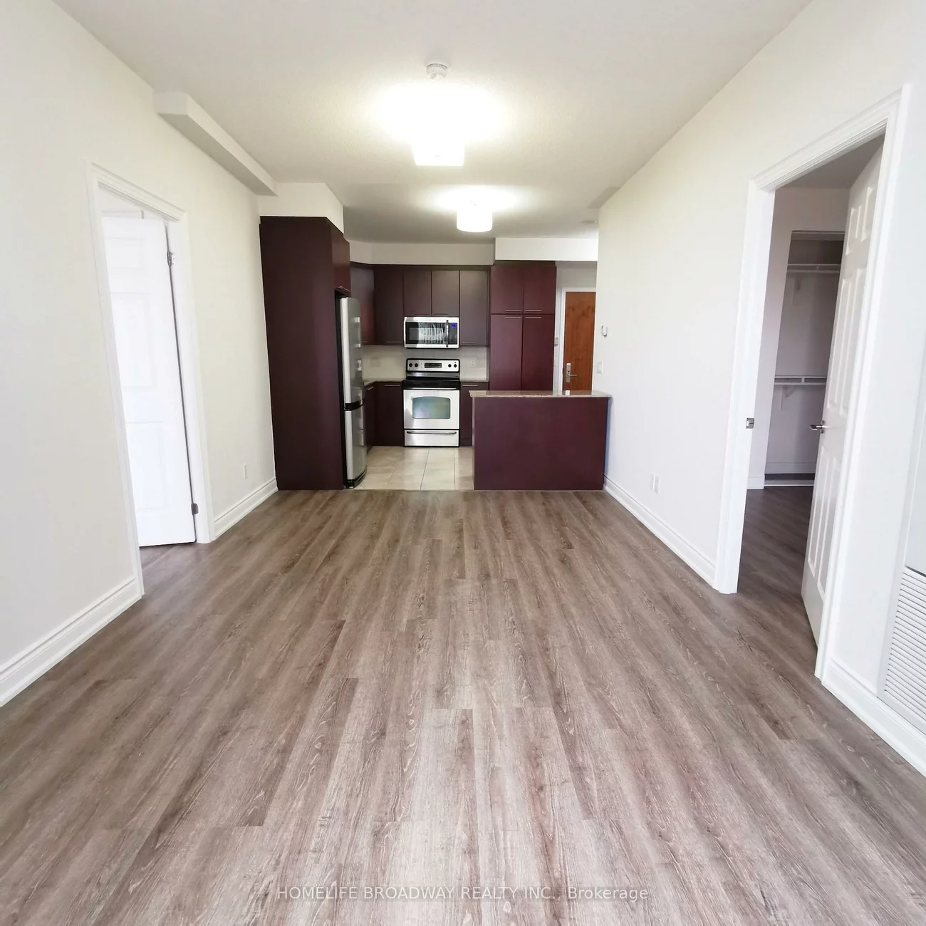 37, Galleria, Commerce Valley, Markham