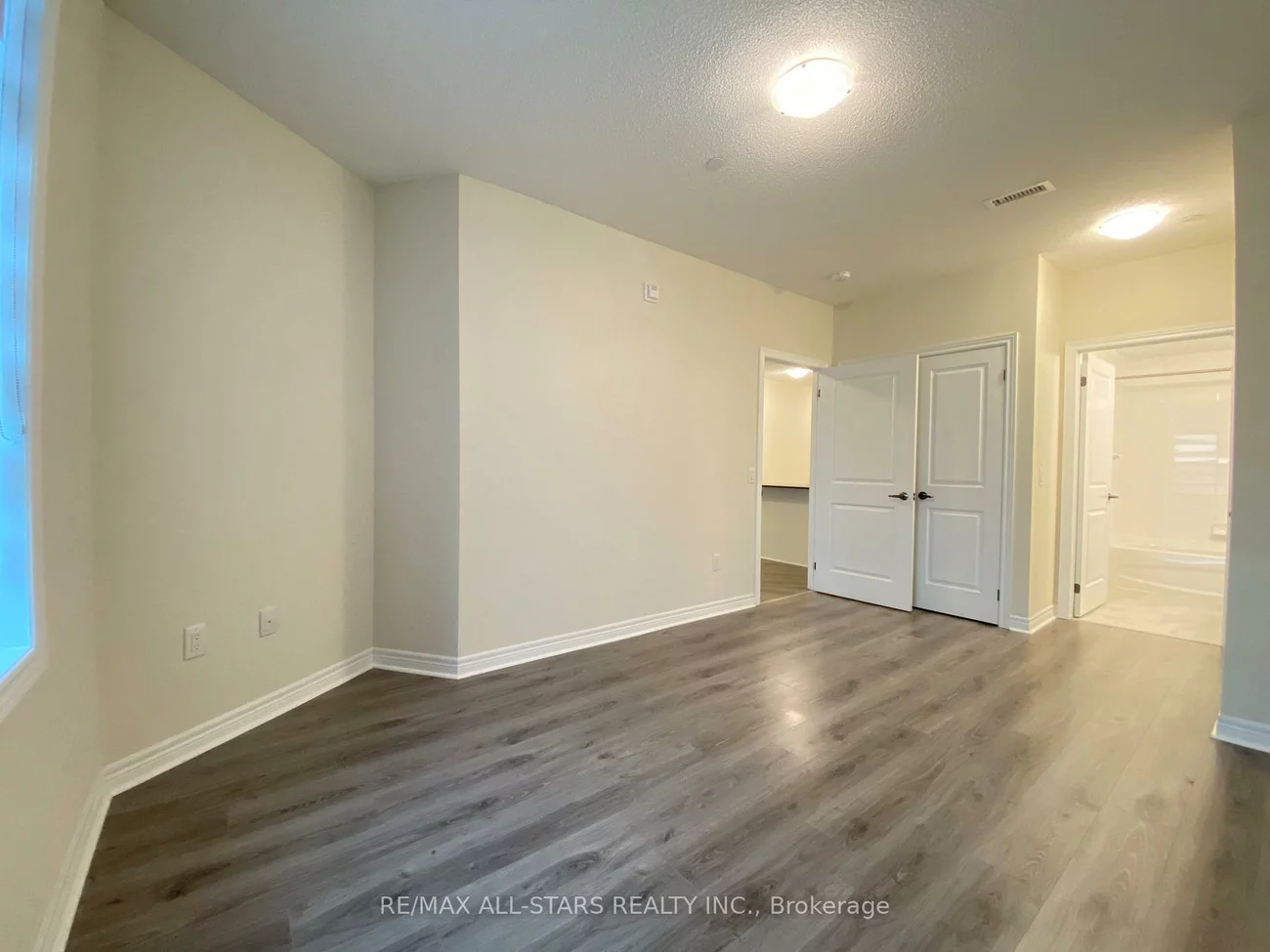 39, New Delhi, Cedarwood, Markham