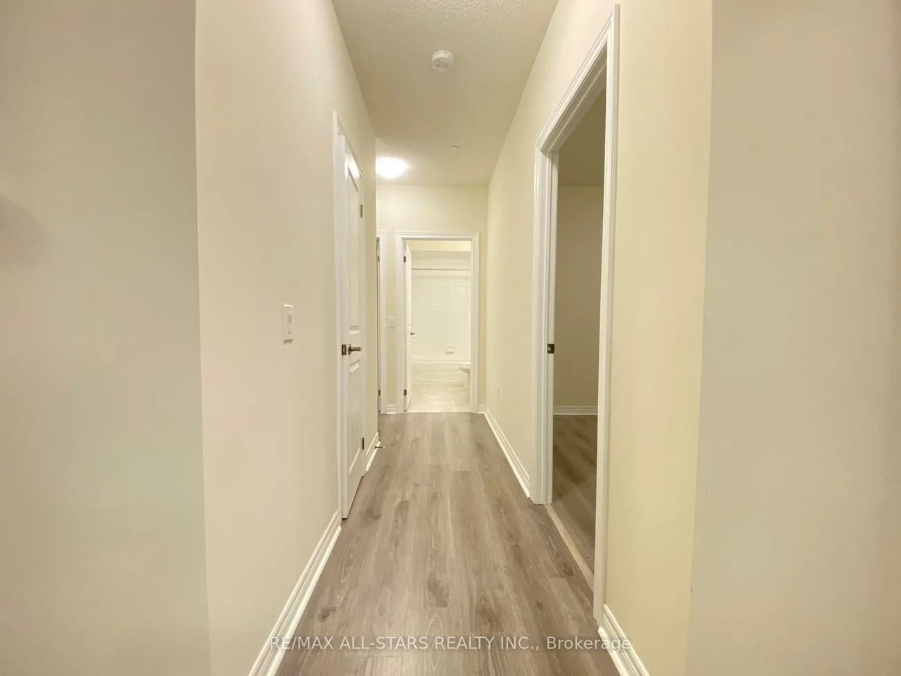 39, New Delhi, Cedarwood, Markham