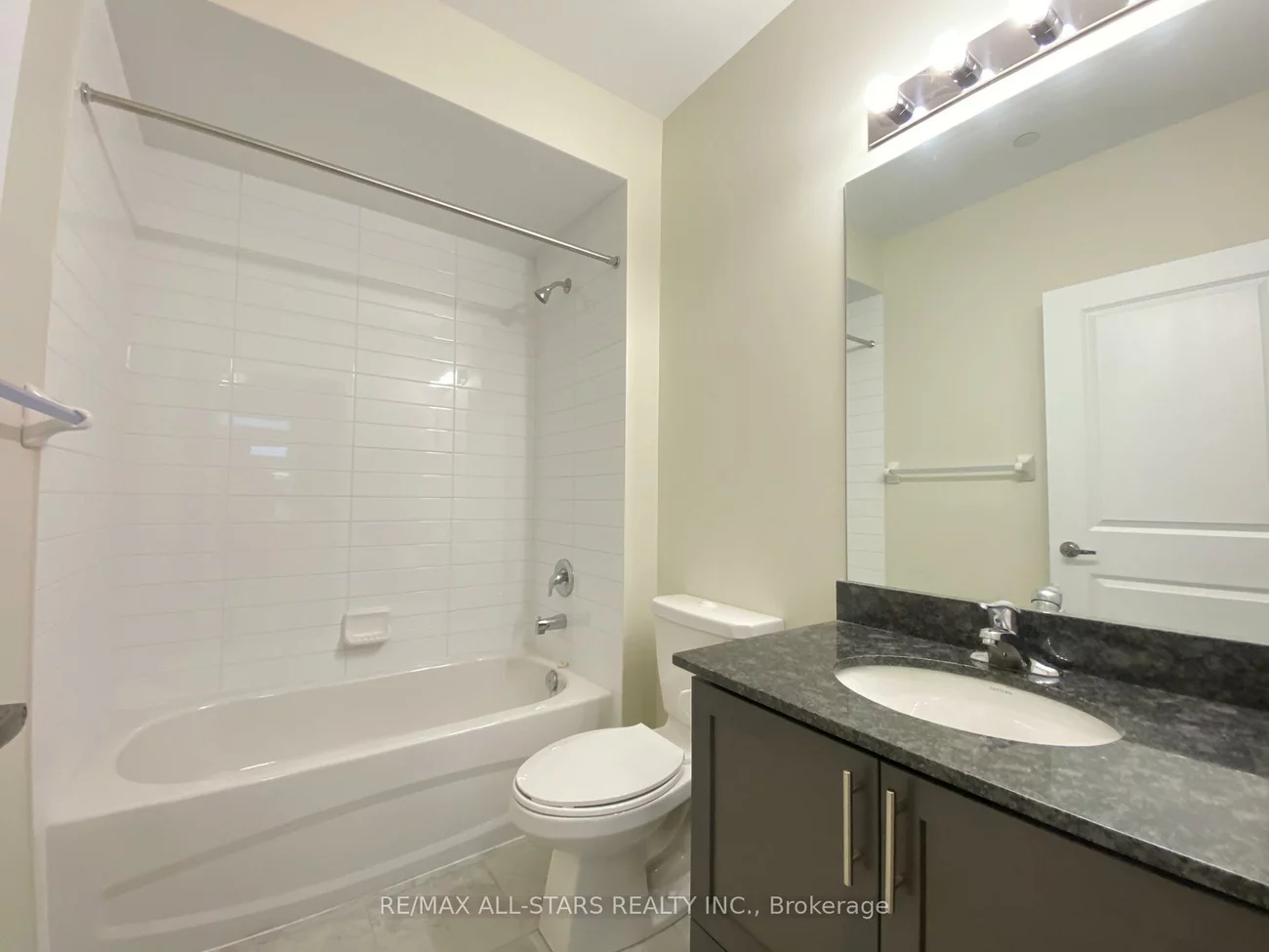 39, New Delhi, Cedarwood, Markham