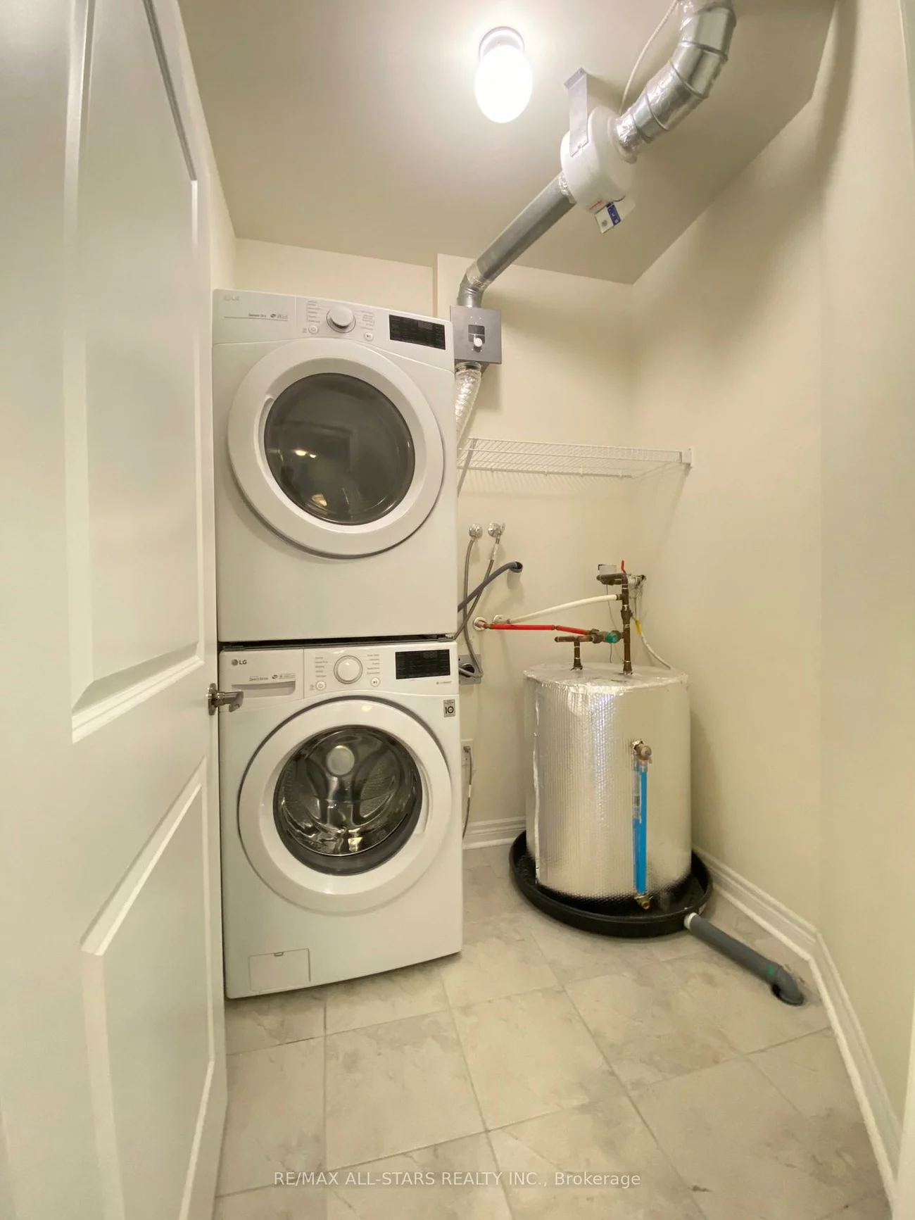 39, New Delhi, Cedarwood, Markham