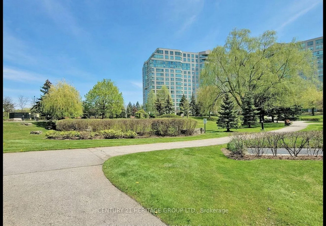 7805, Bayview, Aileen-Willowbrook, Markham