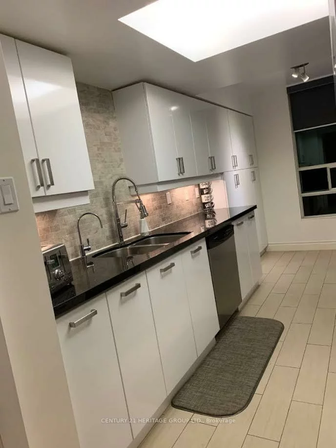 7805, Bayview, Aileen-Willowbrook, Markham