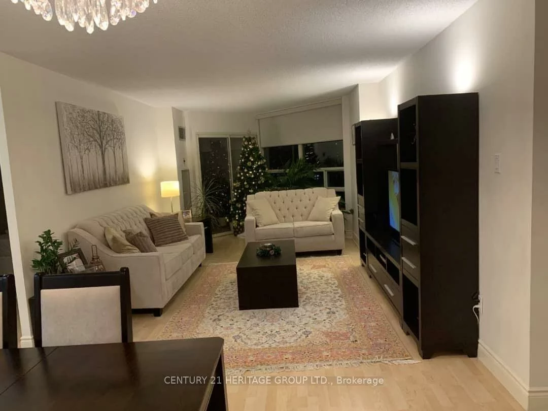 7805, Bayview, Aileen-Willowbrook, Markham