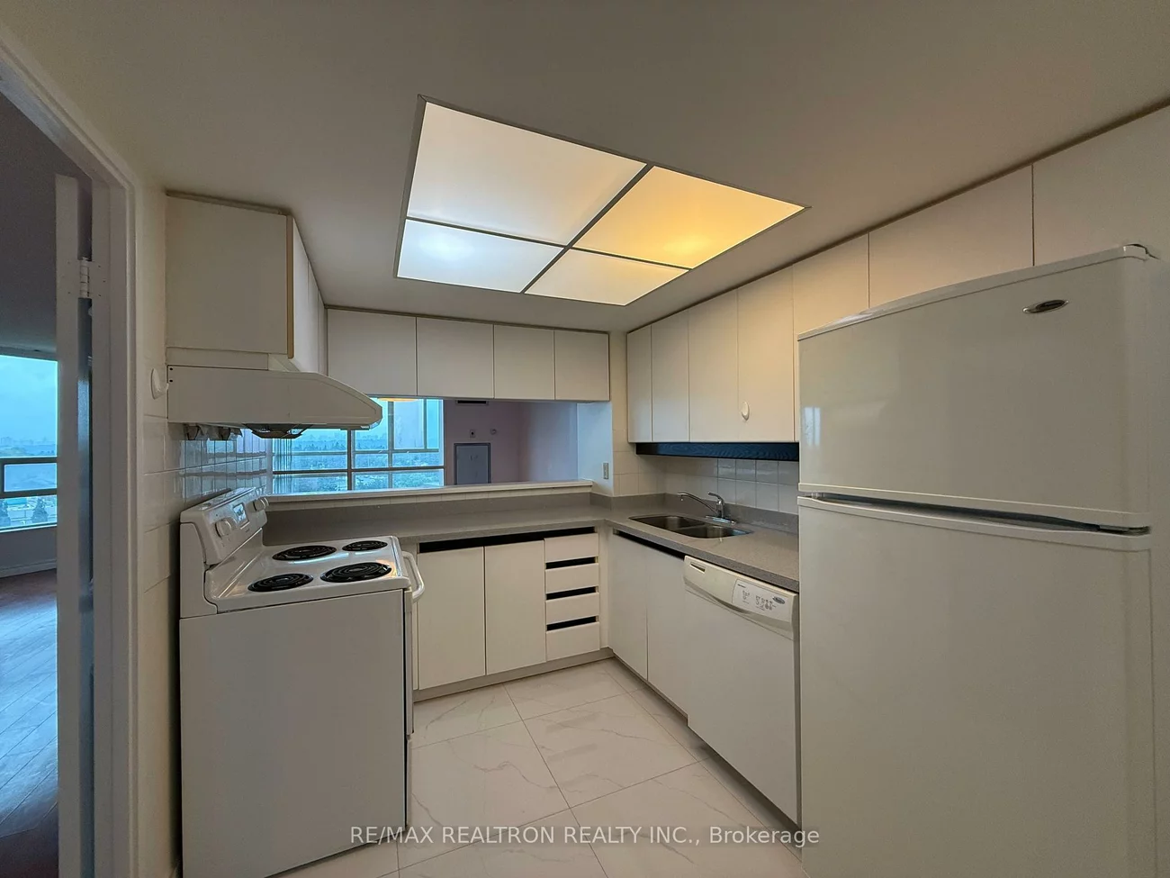 7805, Bayview, Aileen-Willowbrook, Markham