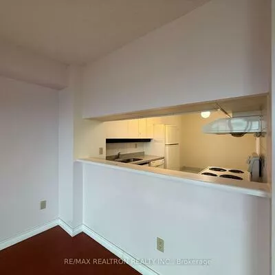 7805, Bayview, Aileen-Willowbrook, Markham
