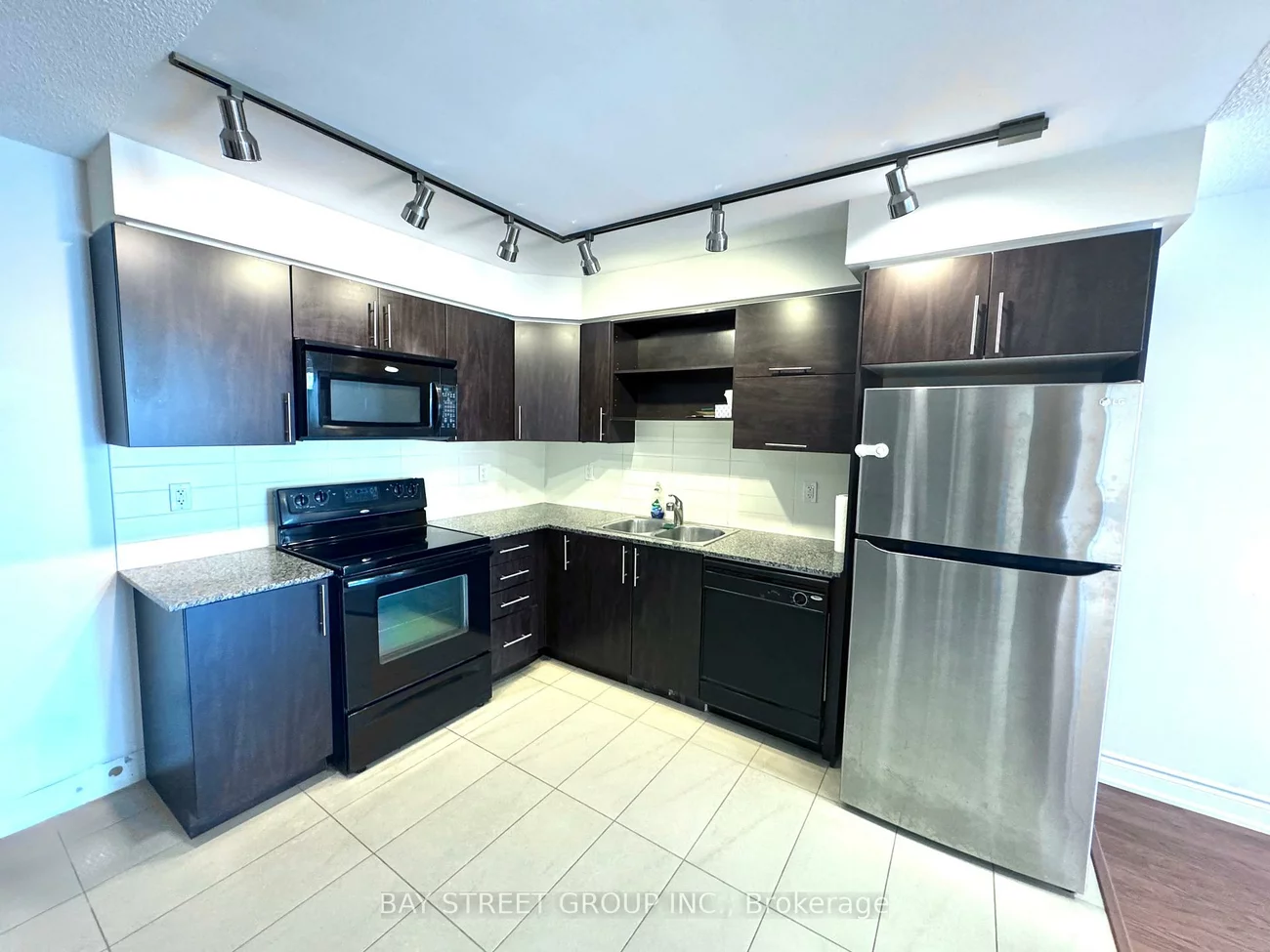 60, South Town Centre, Unionville, Markham
