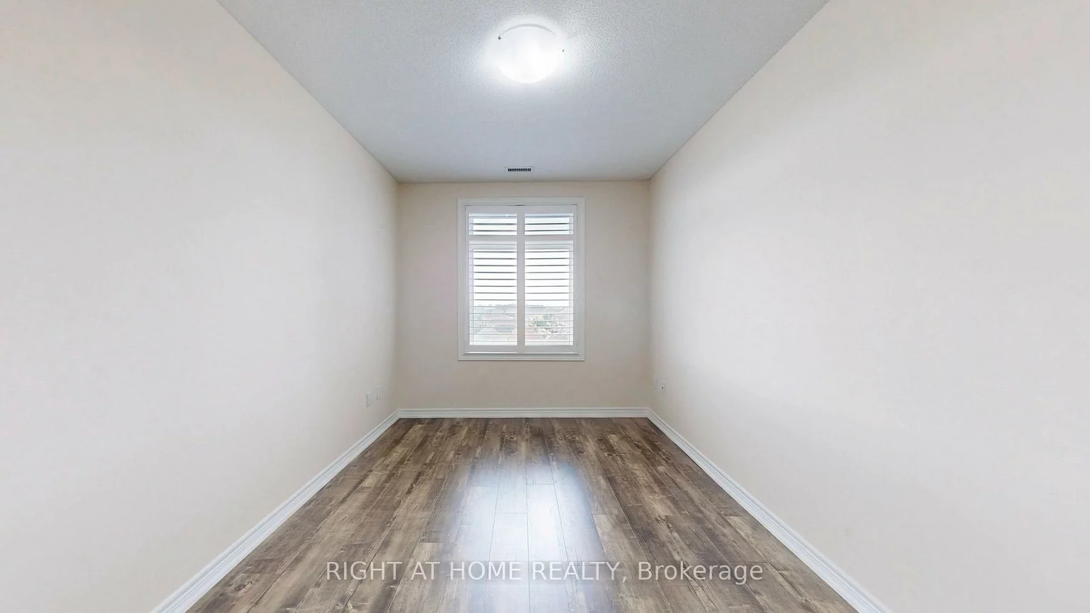 7325, Markham, Cedarwood, Markham