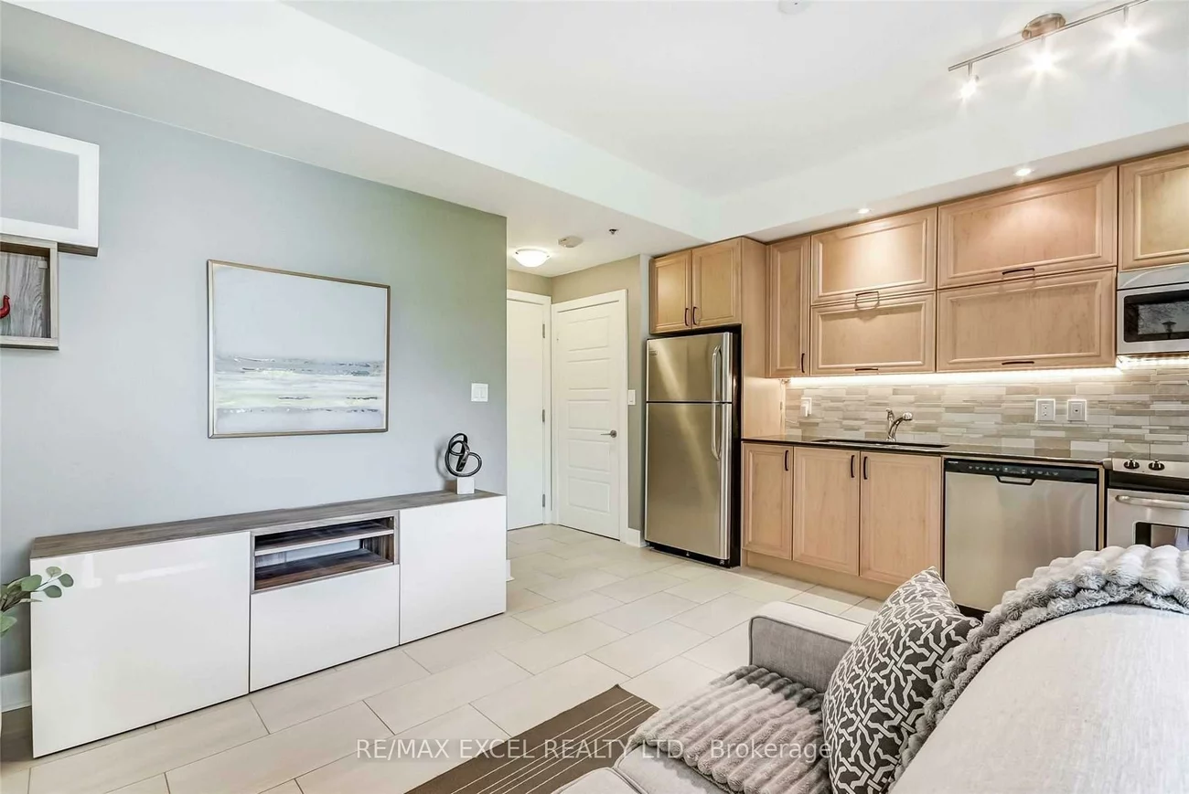 28, Prince Regent, Cathedraltown, Markham