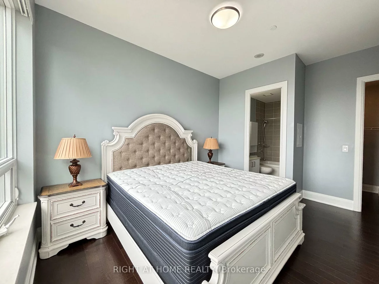 28, Uptown, Unionville, Markham