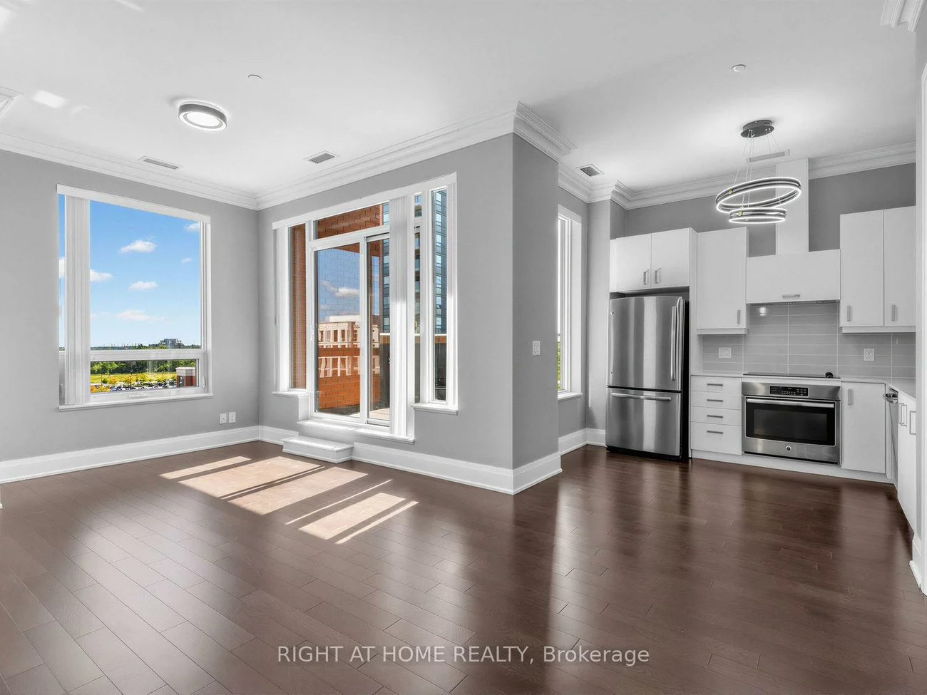 28, Uptown, Unionville, Markham
