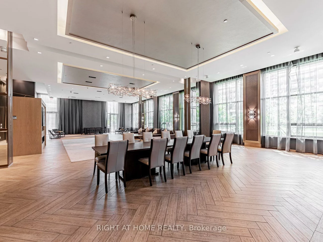 28, Uptown, Unionville, Markham