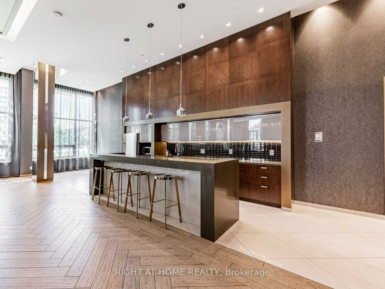 28, Uptown, Unionville, Markham