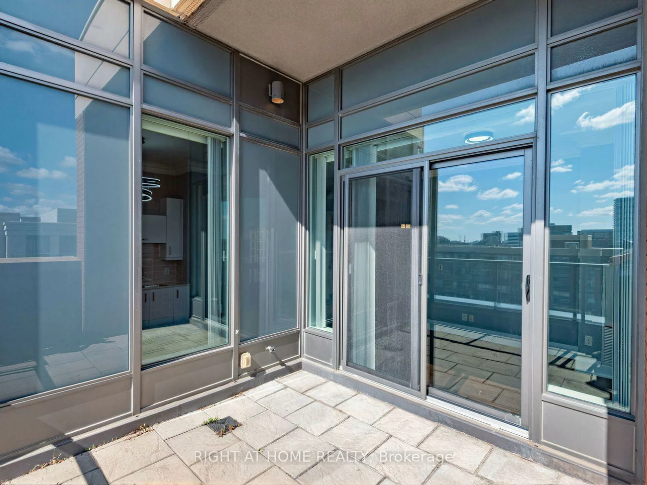 28, Uptown, Unionville, Markham