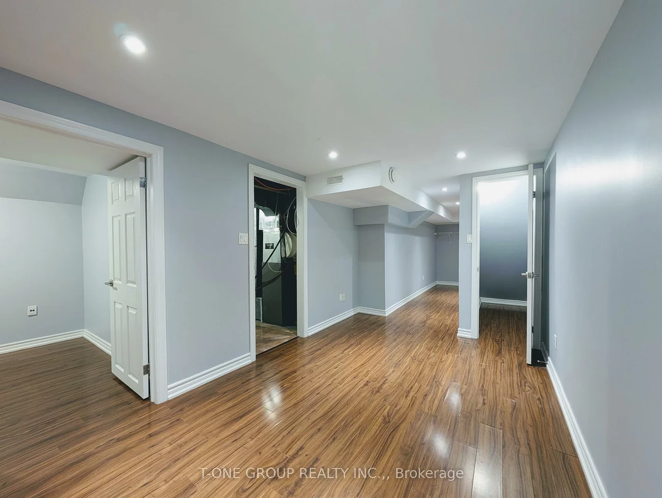 8, Camelot, Markham Village, Markham