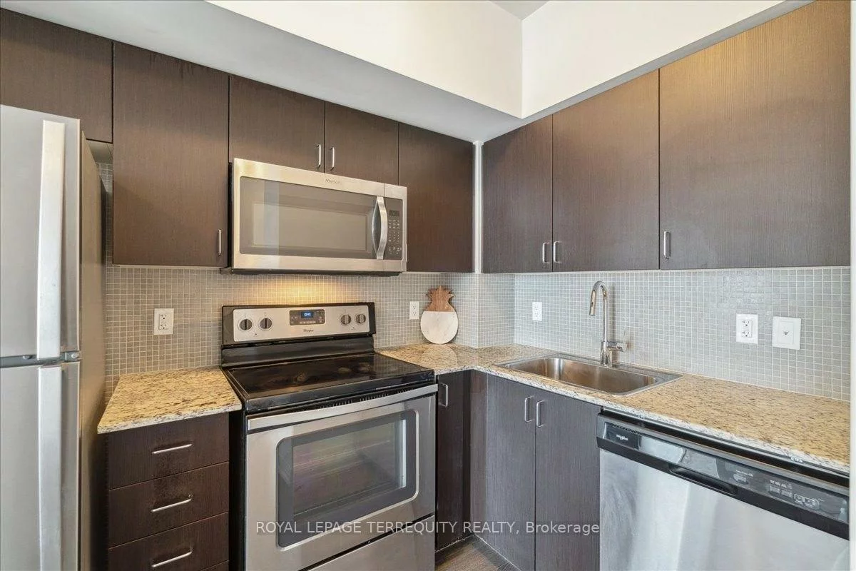 9560, Markham, Wismer, Markham
