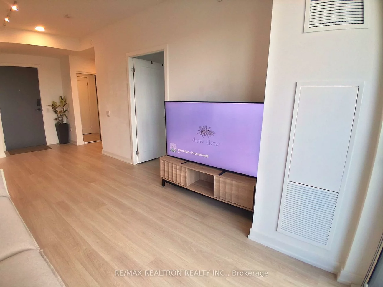 9763, Markham, Greensborough, Markham