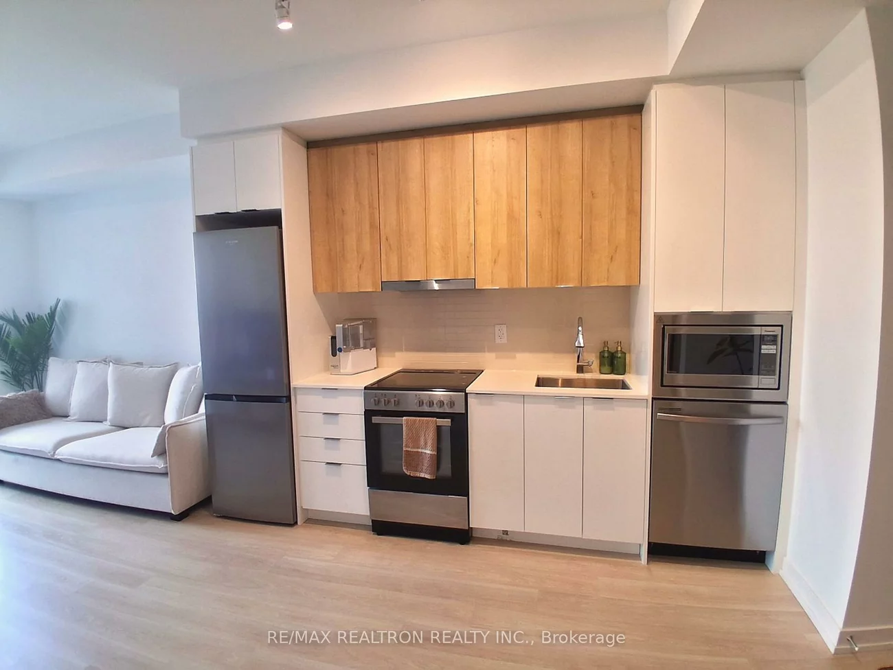 9763, Markham, Greensborough, Markham