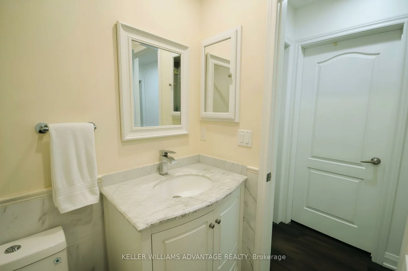 7905, Bayview, Aileen-Willowbrook, Markham