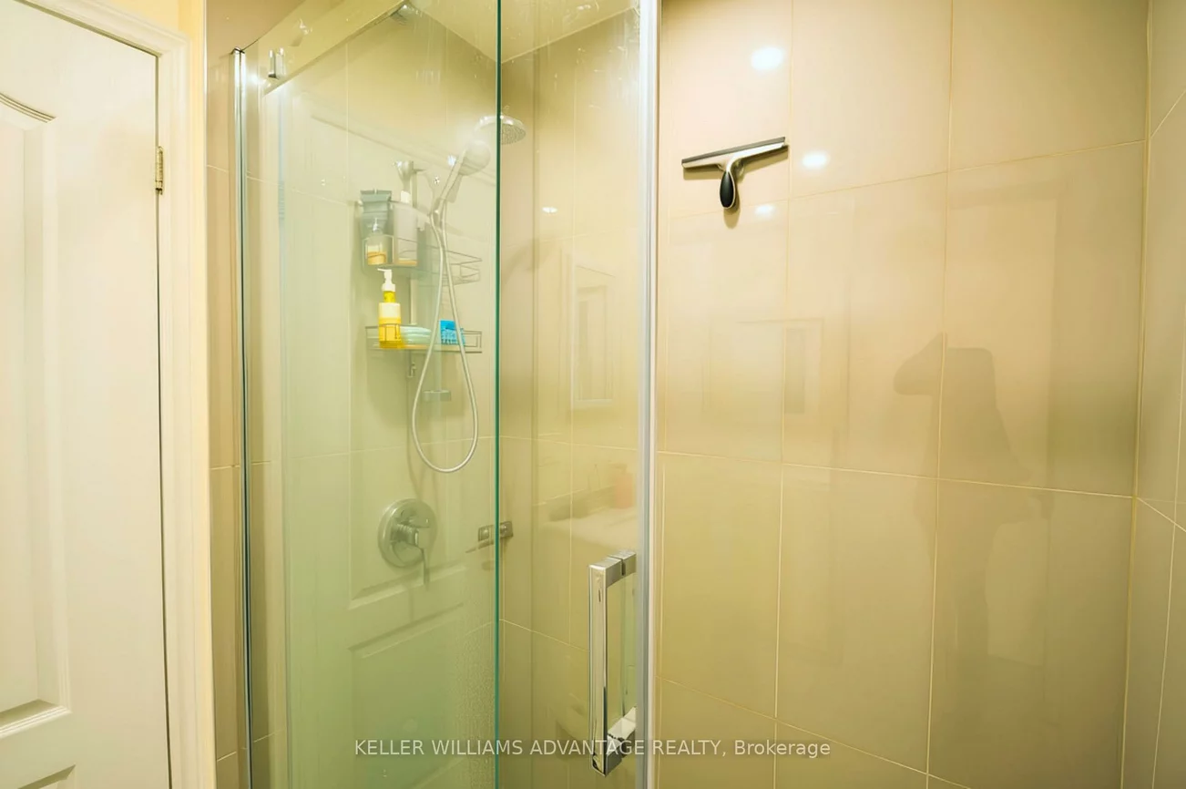 7905, Bayview, Aileen-Willowbrook, Markham