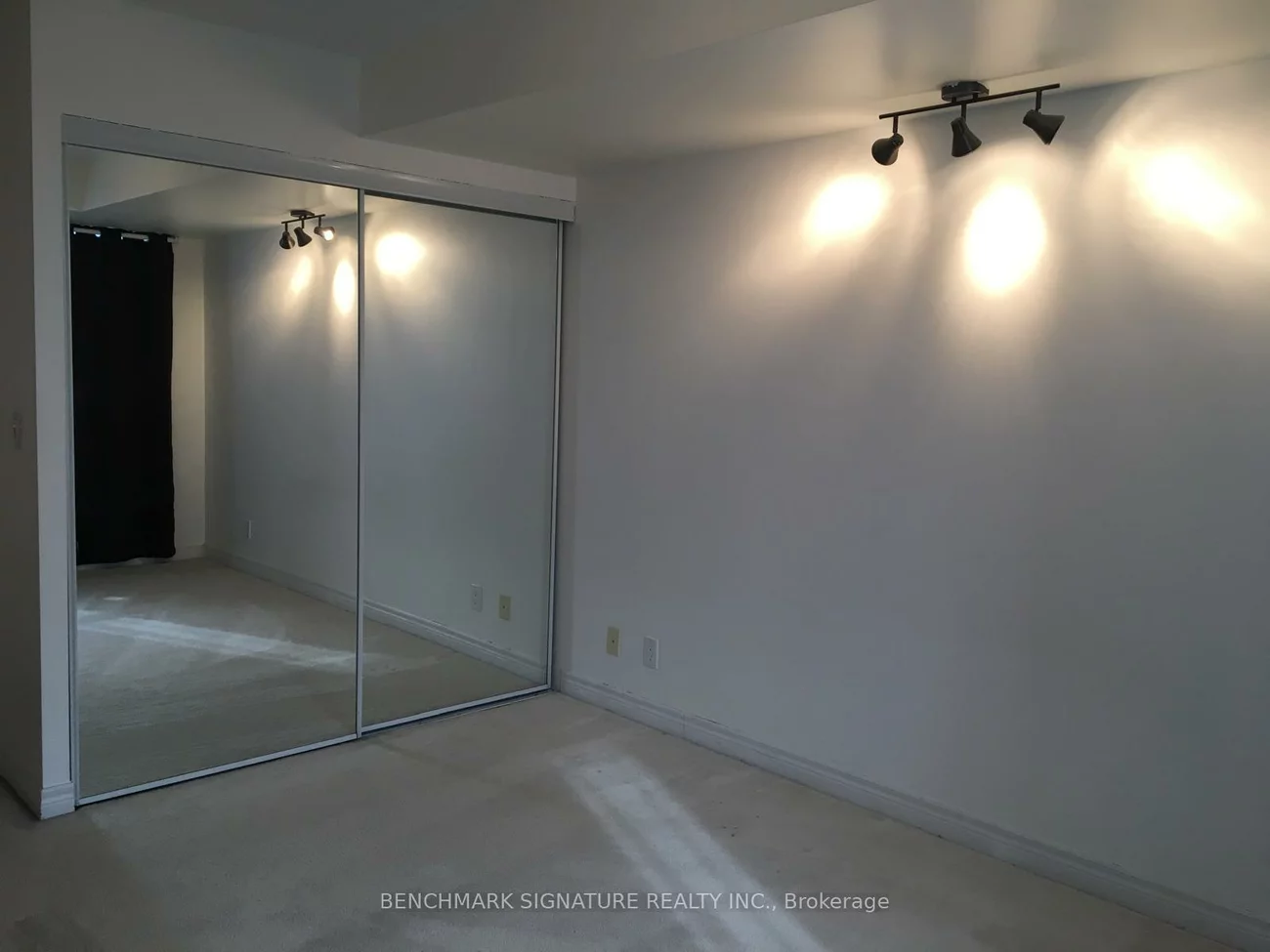 33, Cox, Unionville, Markham