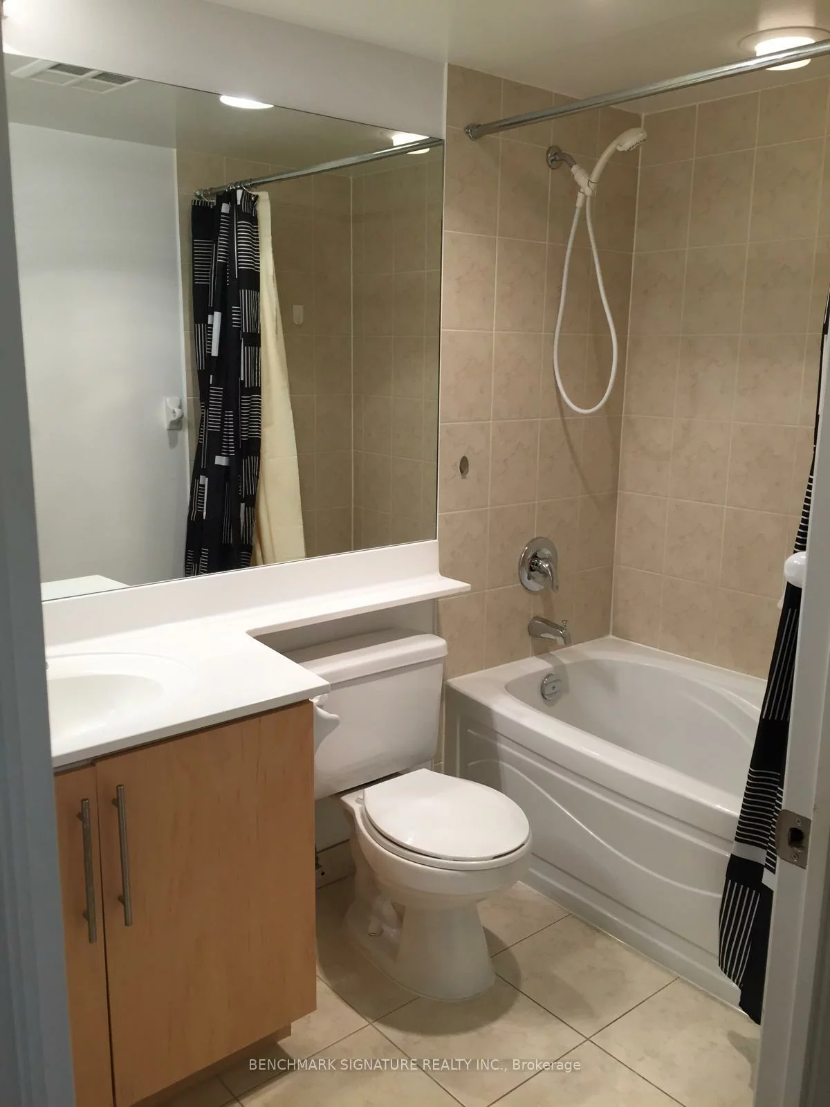 33, Cox, Unionville, Markham
