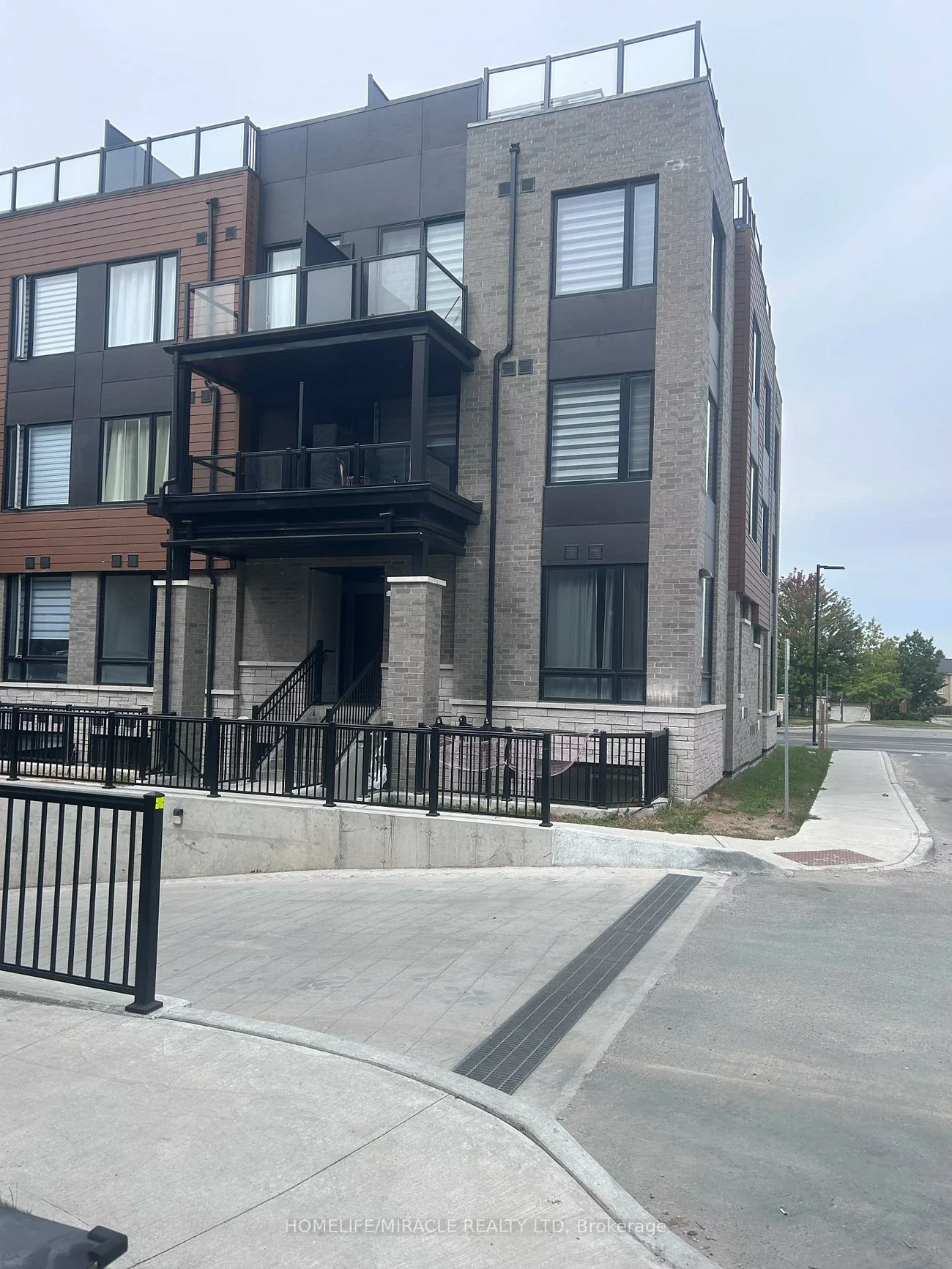 3175, Denison, Middlefield, Markham