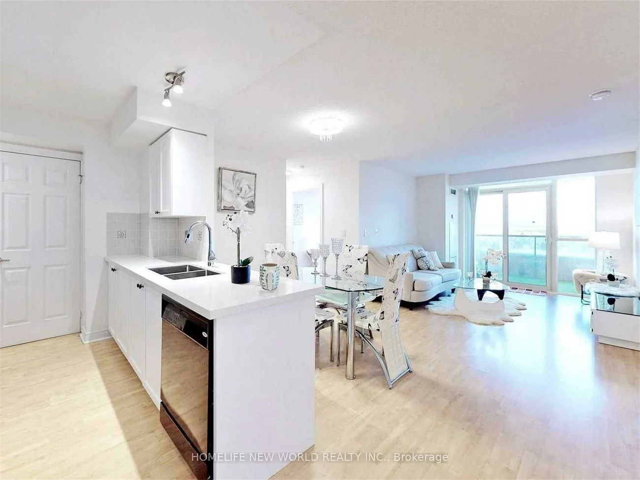 33, Cox, Unionville, Markham