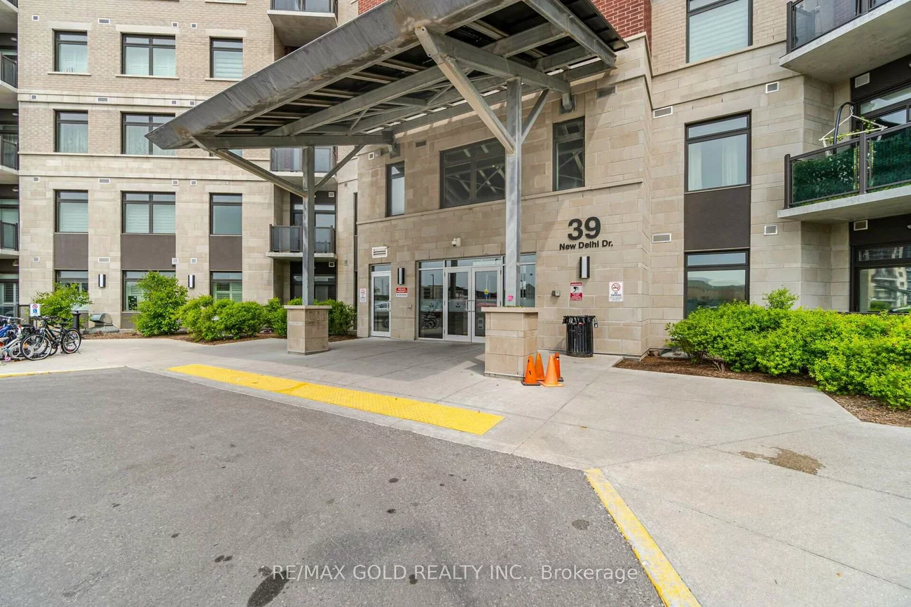 39, New Delhi, Cedarwood, Markham