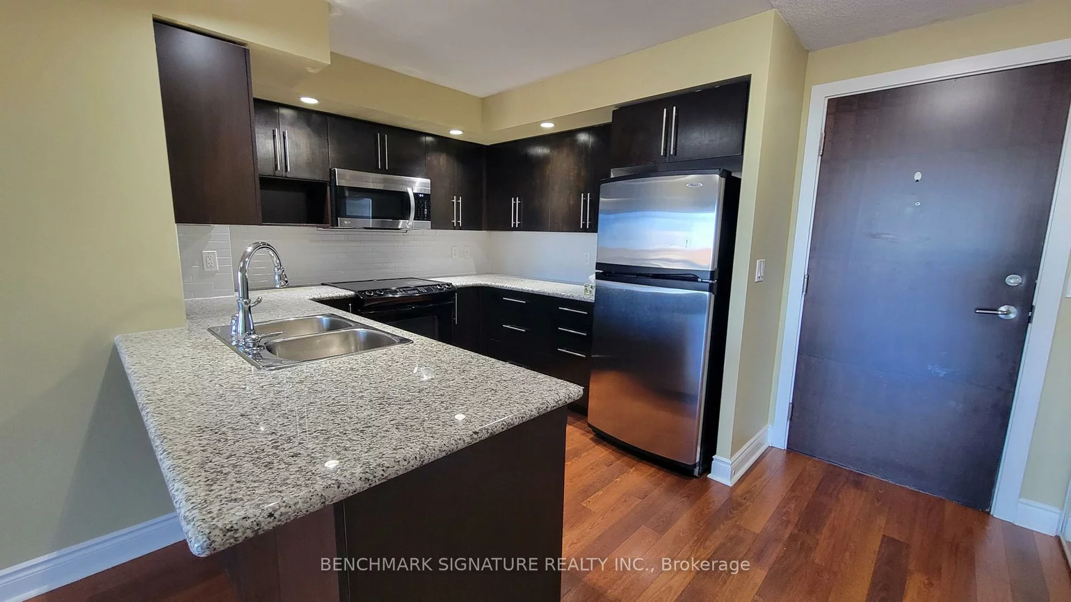 23, Cox, Unionville, Markham