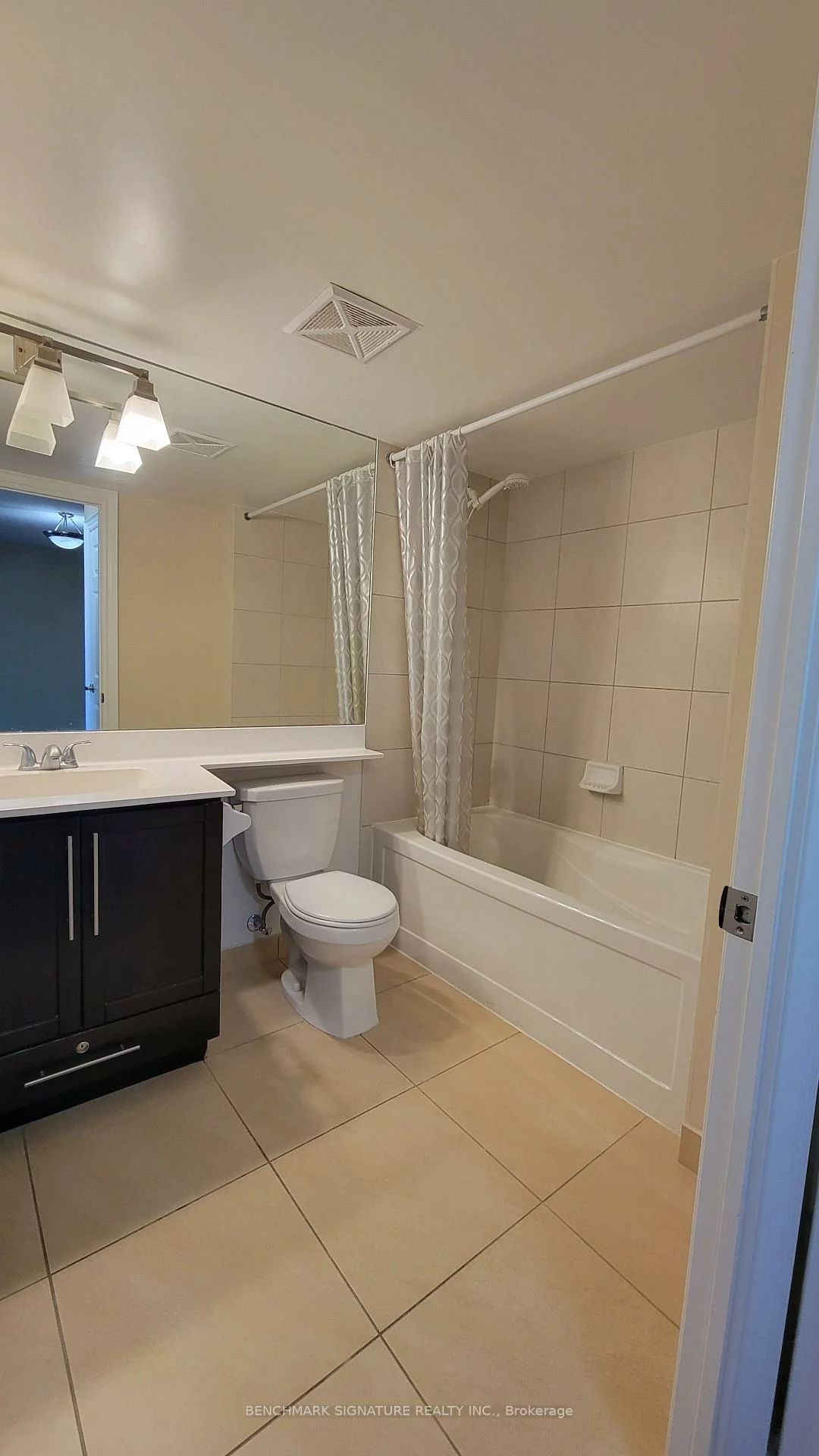 23, Cox, Unionville, Markham