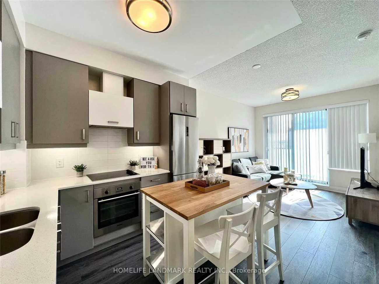 28, Uptown, Unionville, Markham