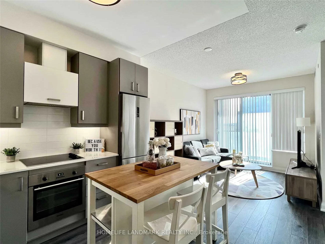 28, Uptown, Unionville, Markham