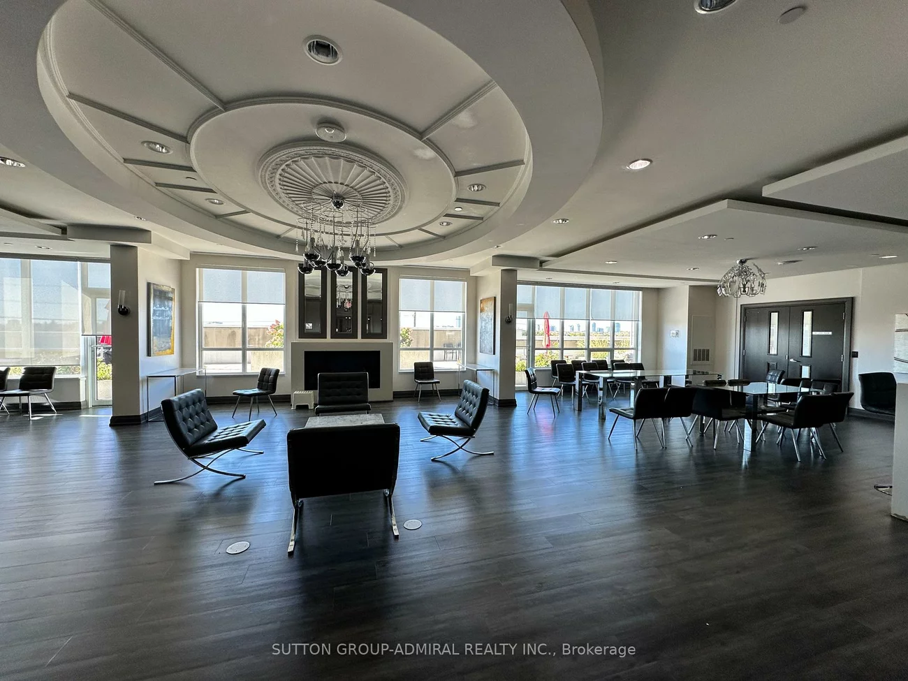 7161, Yonge, Thornhill, Markham