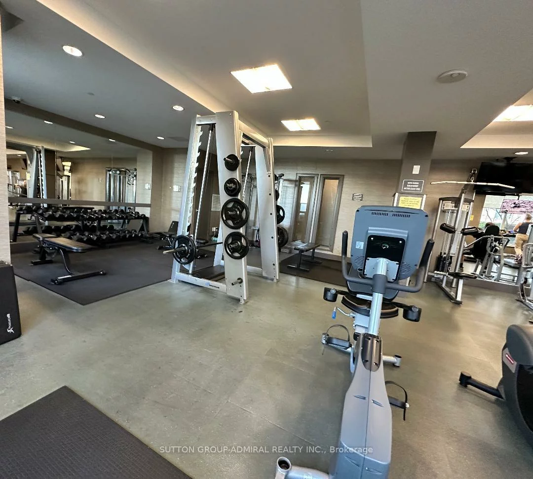 7161, Yonge, Thornhill, Markham