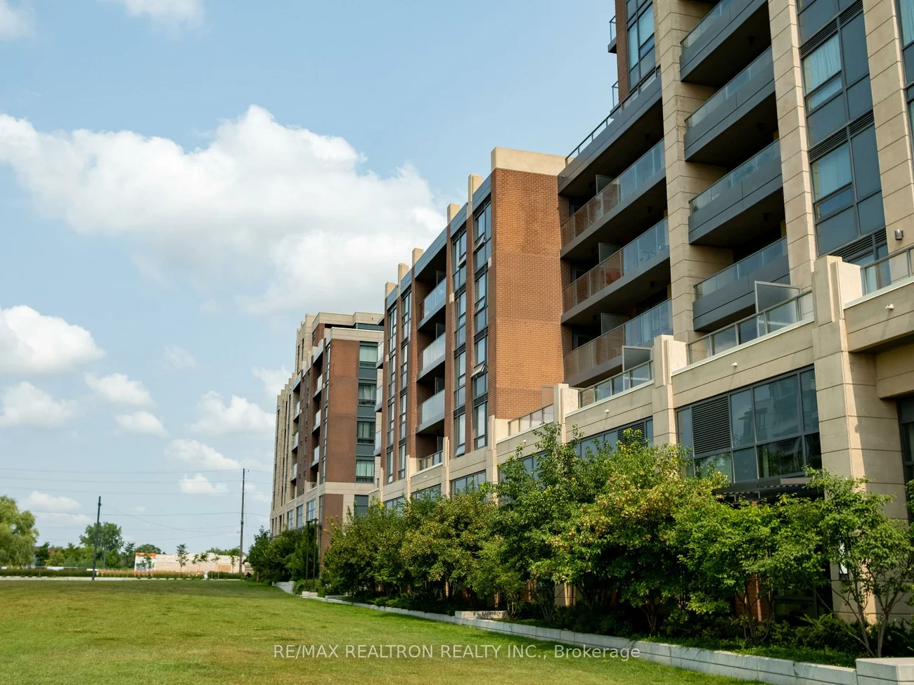 18, Uptown, Unionville, Markham