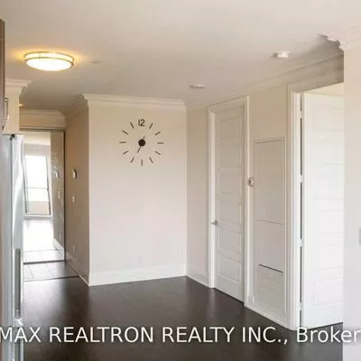 18, Uptown, Unionville, Markham