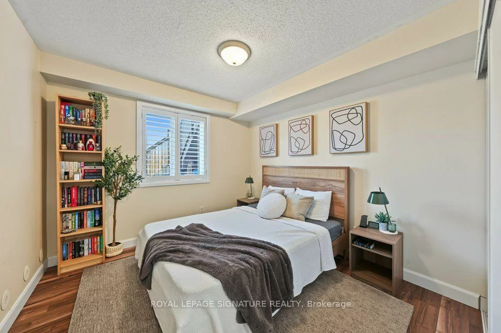2285, Bur Oak, Greensborough, Markham
