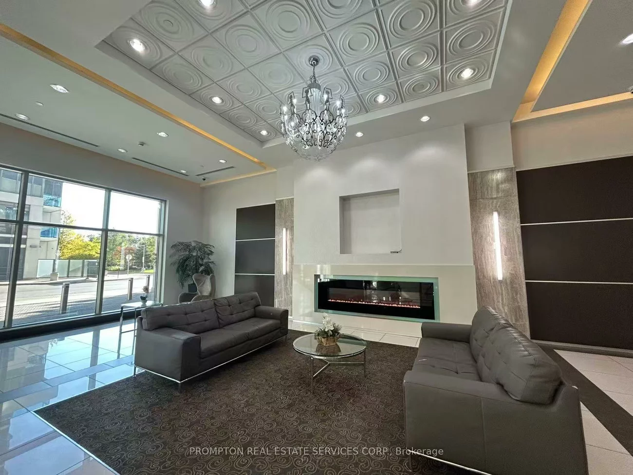7171, Yonge, Thornhill, Markham