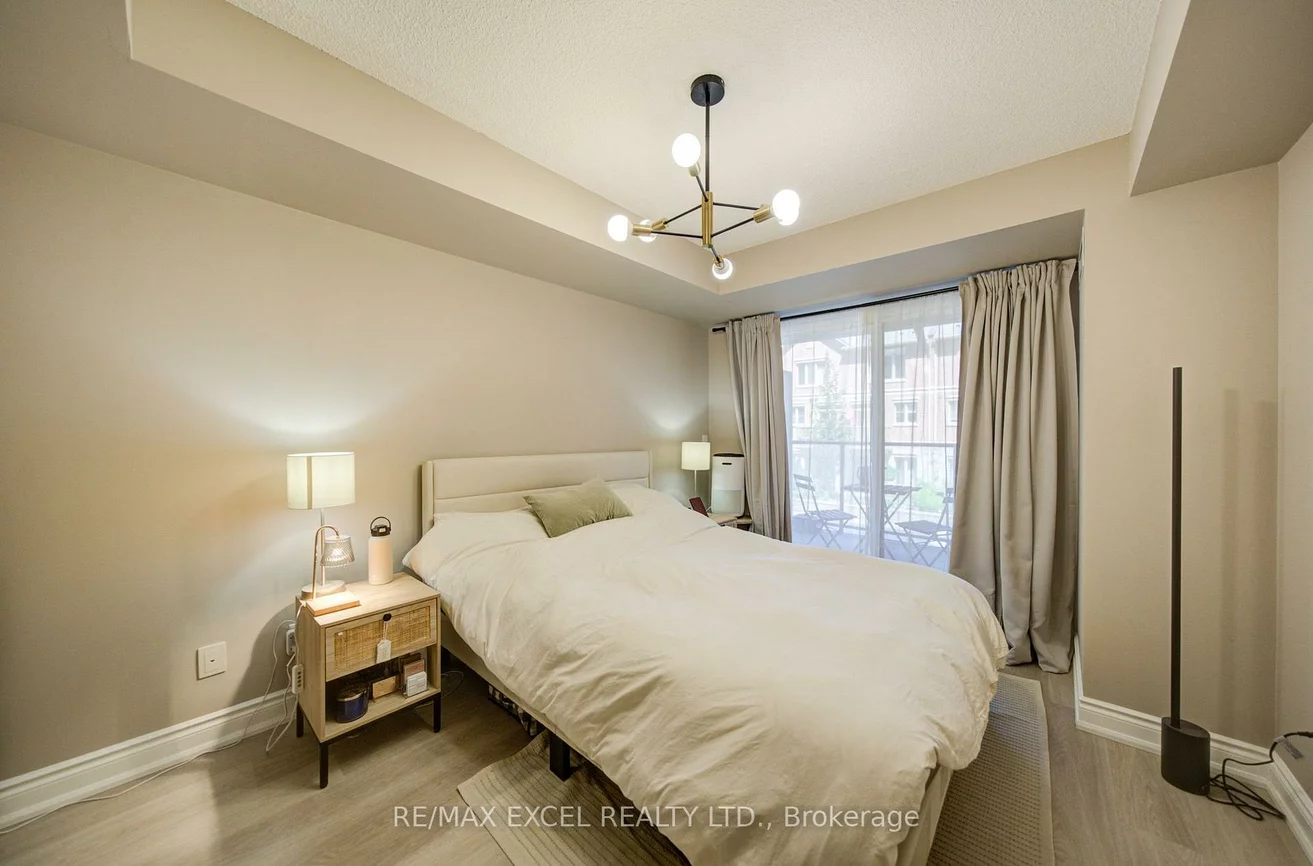 37, Galleria, Commerce Valley, Markham