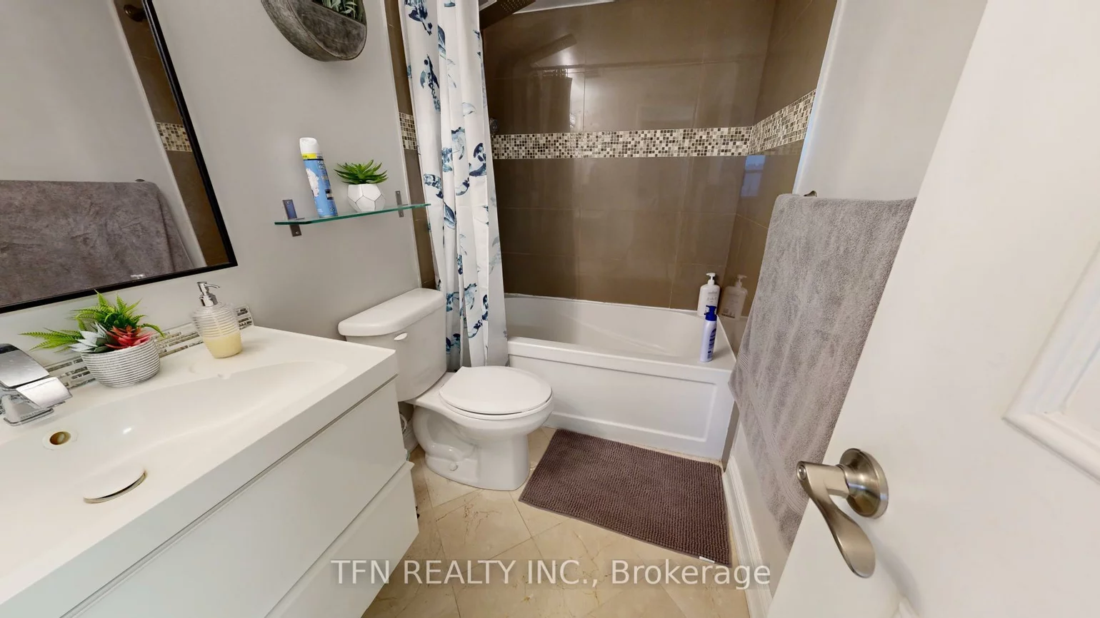 60, Inverlochy, Royal Orchard, Markham